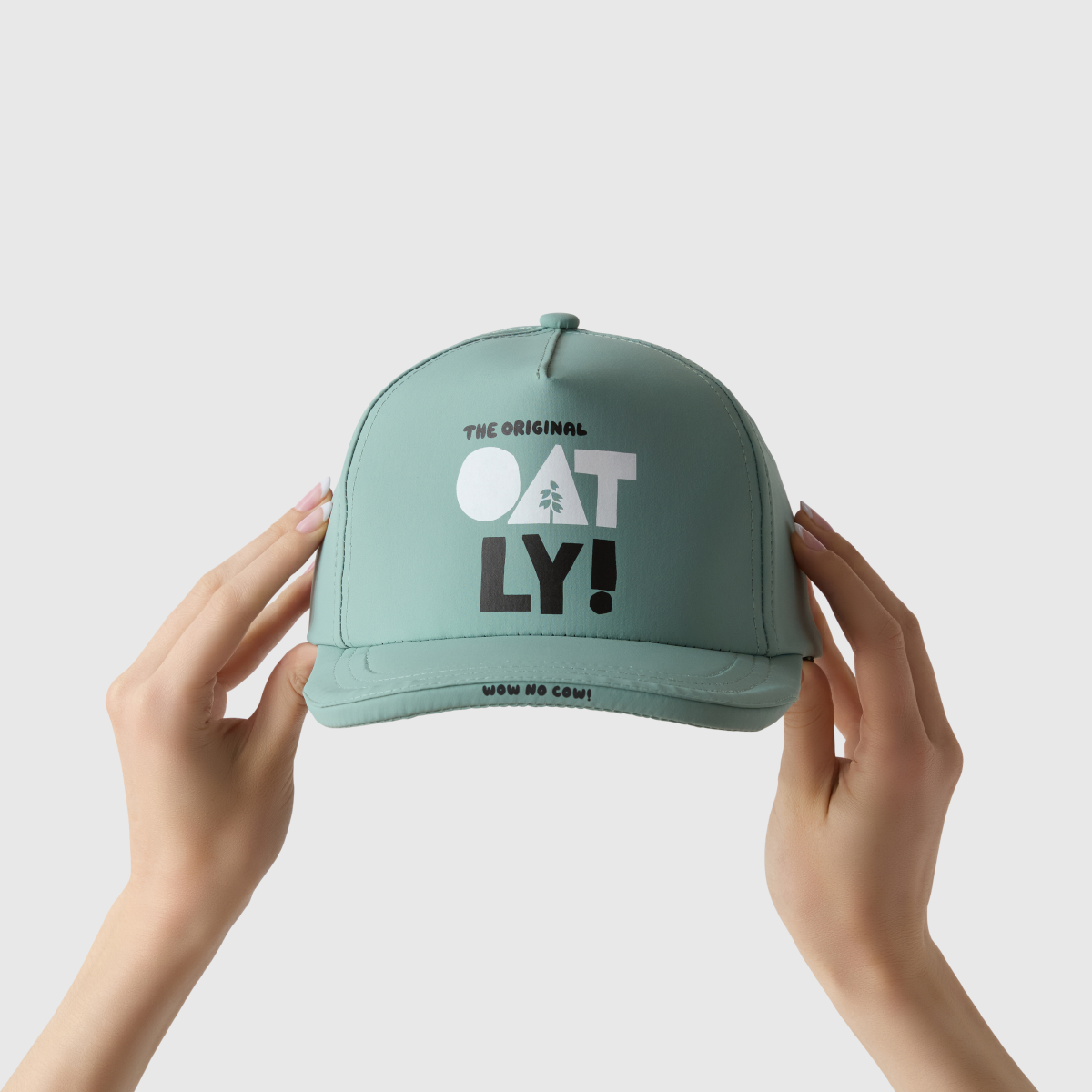 Oatly Wow No Cow! Hat